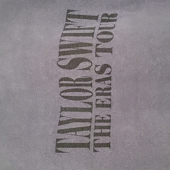 Taylor Swift The Eras Tour Official Merch Blue Crewneck Sweatshirt Large NWT - Picture 3 of 6